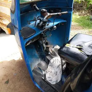 Bajaj RE QE 2006