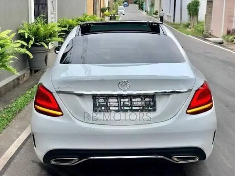 Mercedes Benz C200 AMG Plus 2018