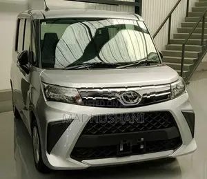 Toyota Roomy 2023
