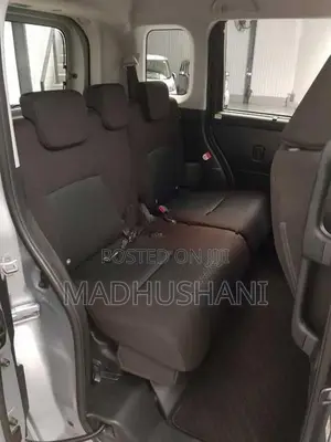 Toyota Roomy 2023