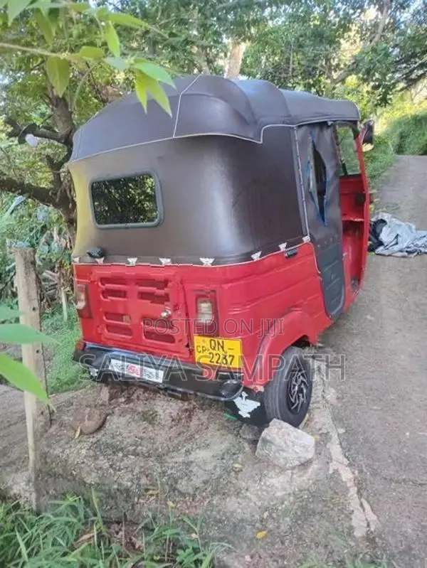 Bajaj RE 2007
