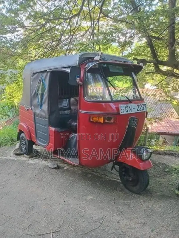 Bajaj RE 2007