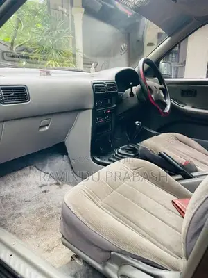 Nissan Sunny 1995
