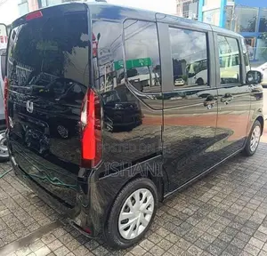 Honda N-Box 2024