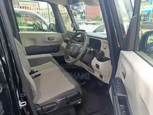Honda N-Box 2024