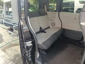 Honda N-Box 2024