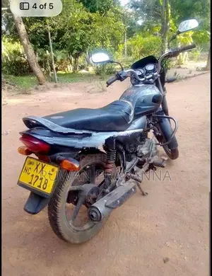 Bajaj Platina 100 2012
