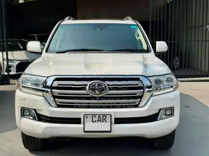 Toyota Land Cruiser V8 ZX Bruno Cross 2015