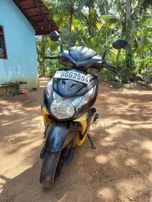 Honda Dio 2018