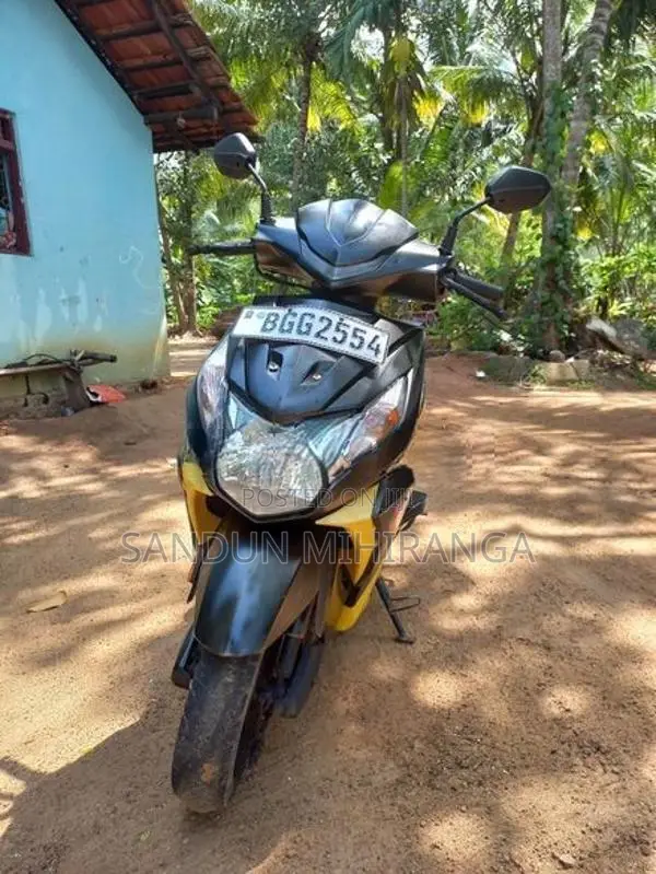 Honda Dio 2018