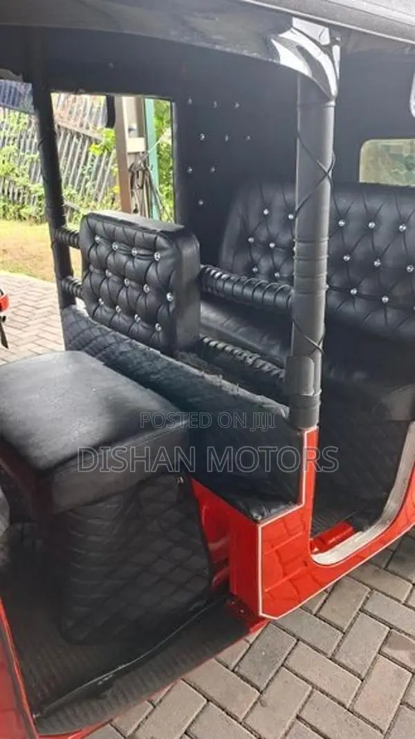 Bajaj RE 4 Stroke 2014
