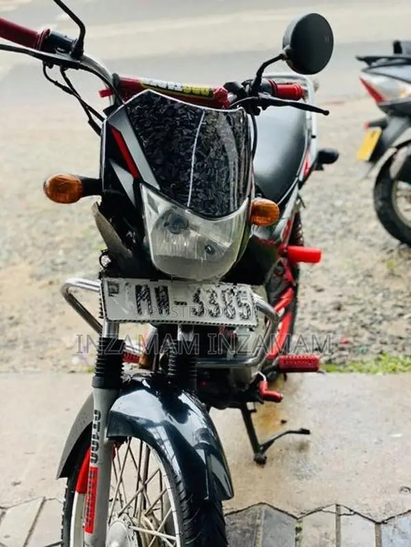 Bajaj CT100 2006