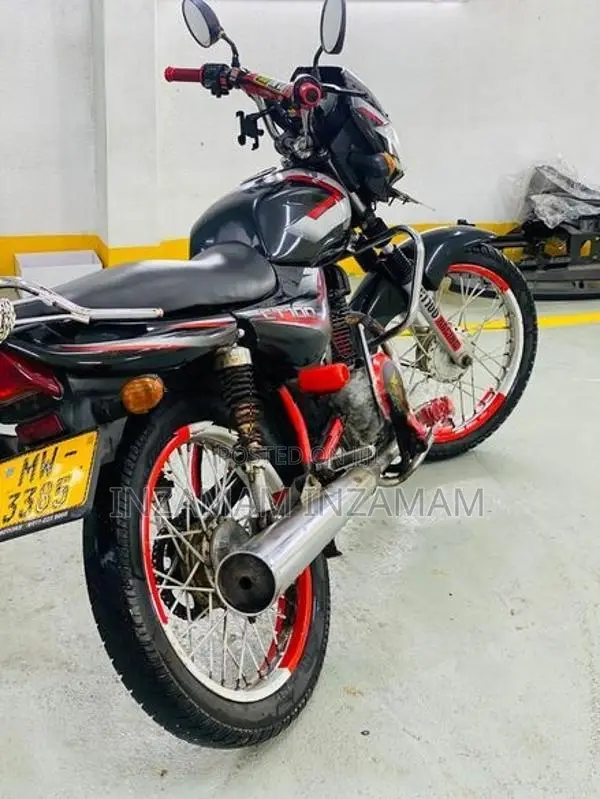 Bajaj CT100 2006