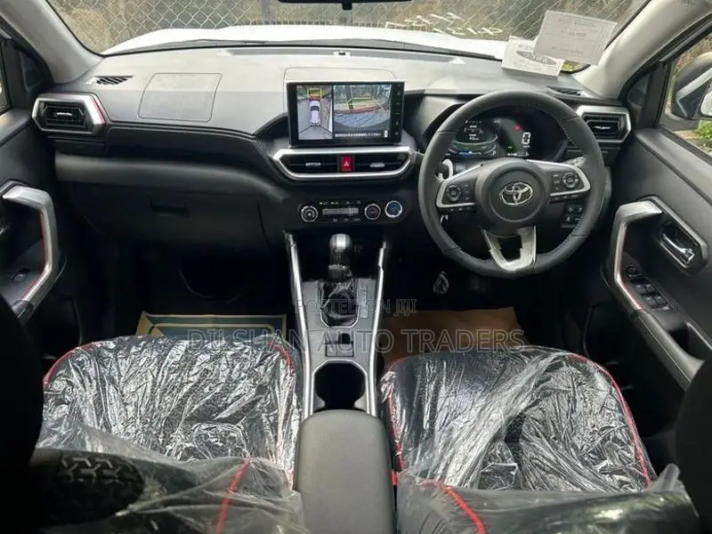 Toyota Raize Z Hybrid BSM 2026