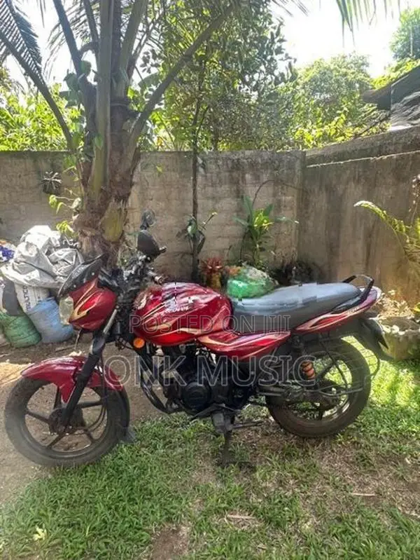 Bajaj Discover 2010