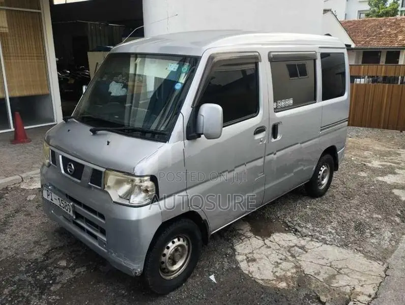 Nissan Clipper 2014