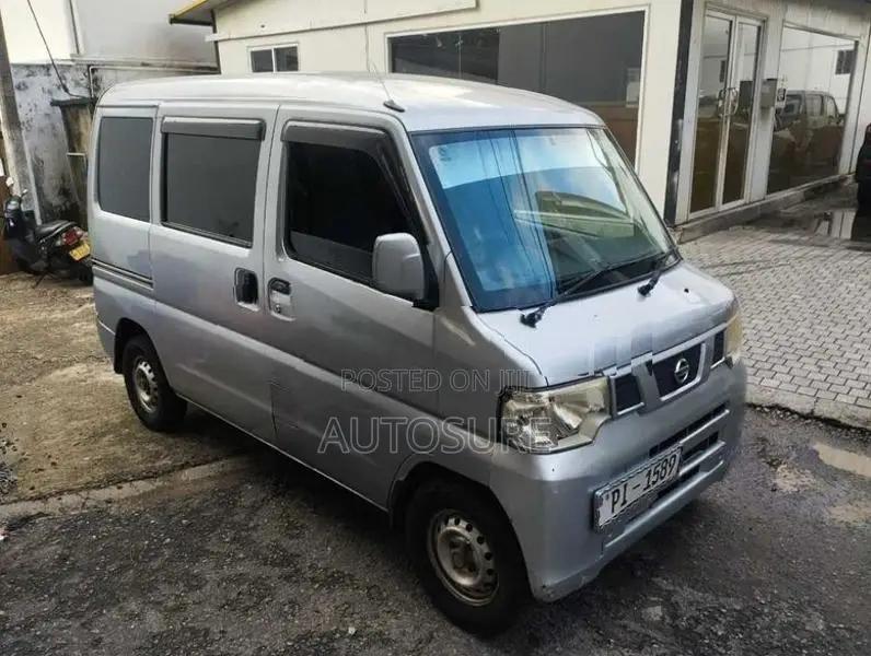 Nissan Clipper 2014