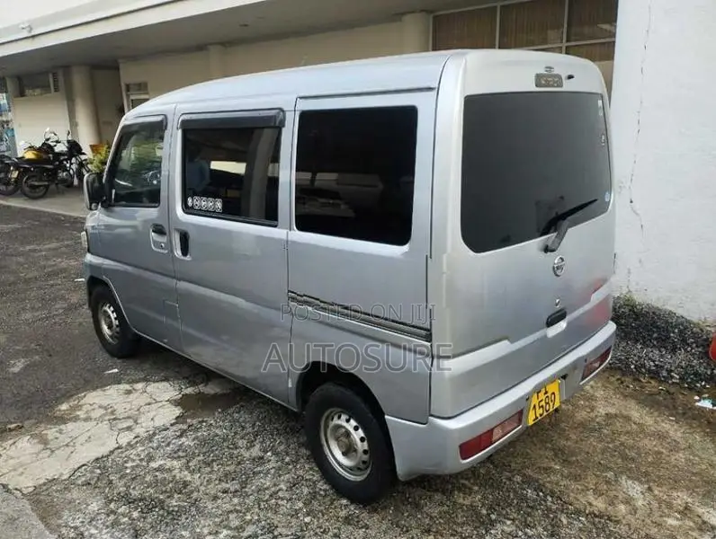 Nissan Clipper 2014