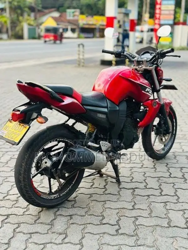 Yamaha FZS V1 2013