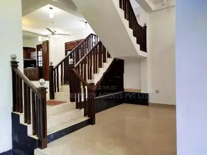 Two Story House for Sale in Piliyandala