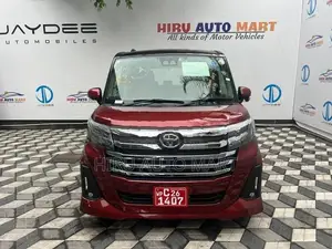 Toyota Roomy Custom G 2023