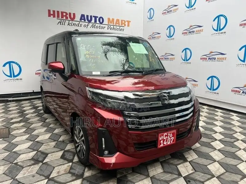 Toyota Roomy Custom G 2023