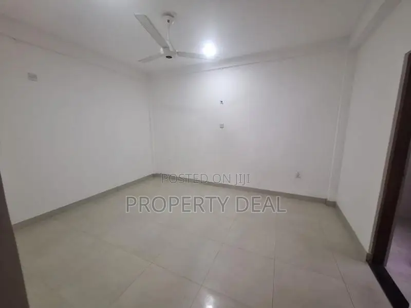 4 BR House For Sale in Nawala - PDH253