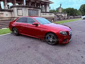 Mercedes Benz E350 E 350e-Premium Plus 2016