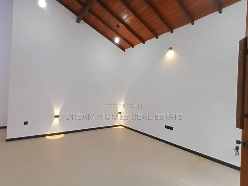 Brand New 3-Bedroom House for Sale – Piliyandala