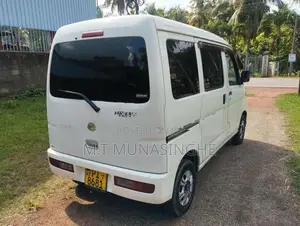Daihatsu Hijet 2015