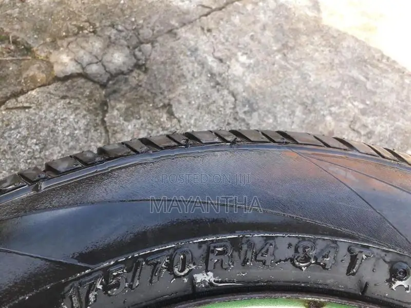 Tyre 175 70 14