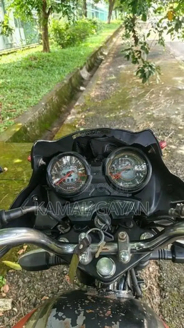 Bajaj Discover 2011