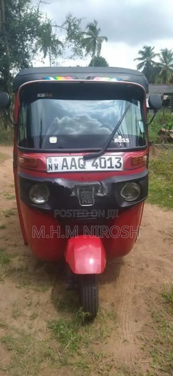 Bajaj RE 2014