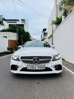 Mercedes Benz C200 Premium Plus 2019