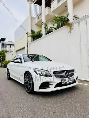 Mercedes Benz C200 Premium Plus 2019