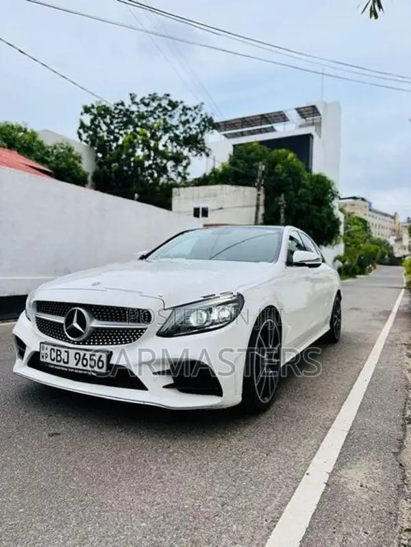 Mercedes Benz C200 Premium Plus 2019