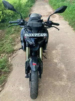 Bajaj Pulsar N160 2025
