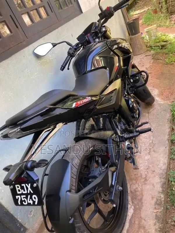 Bajaj Pulsar N160 2025