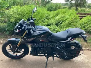 Bajaj Pulsar N160 2025