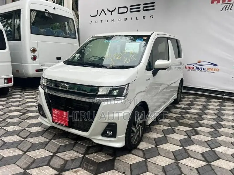 Suzuki Wagon R Custom Z Turbo 2024