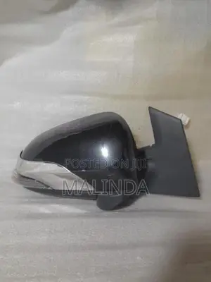 Toyota Aqua (NHP10) LH/RH Side Mirror - Reconditioned