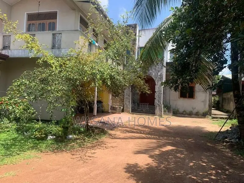 2. Commercial Building For Sale Kottawa