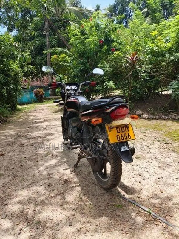 Bajaj Platina 100 ES 2016