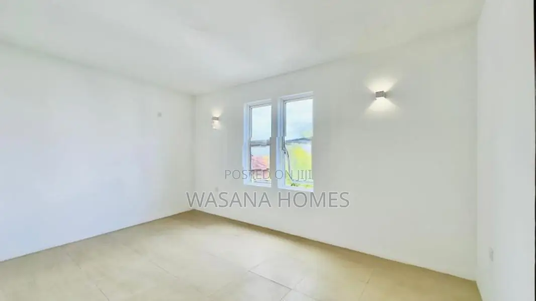 3 Unit House for Sale in Borelesgamuwa