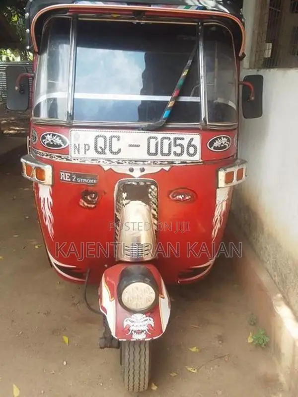 Bajaj RE 2005