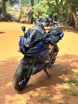 Yamaha R15 2019