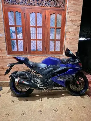 Yamaha R15 2019