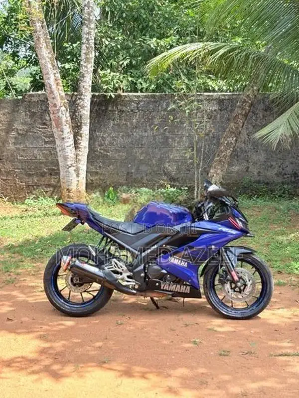 Yamaha R15 2019