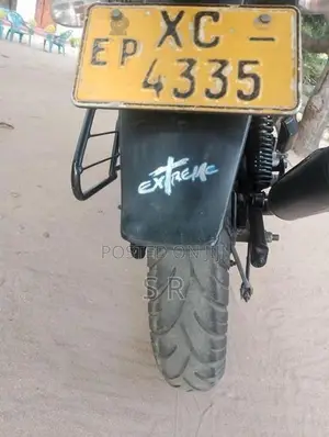 Bajaj Pulsar 180 2009