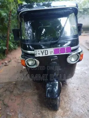 Bajaj RE YD 2010